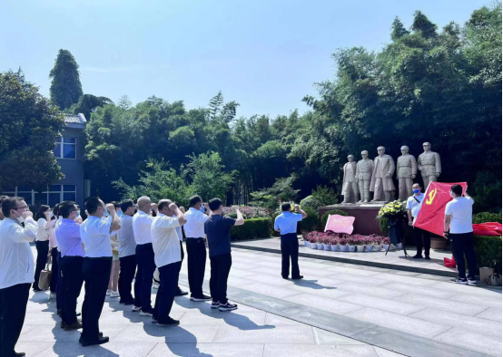 7.1迎七一，探尋紅色足跡 重溫紅色記憶(1)(1)470.png